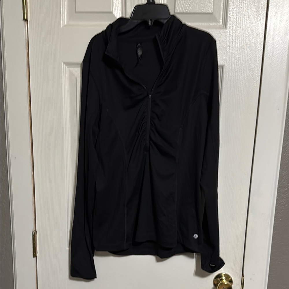 Women's Black Long Sleeve Top